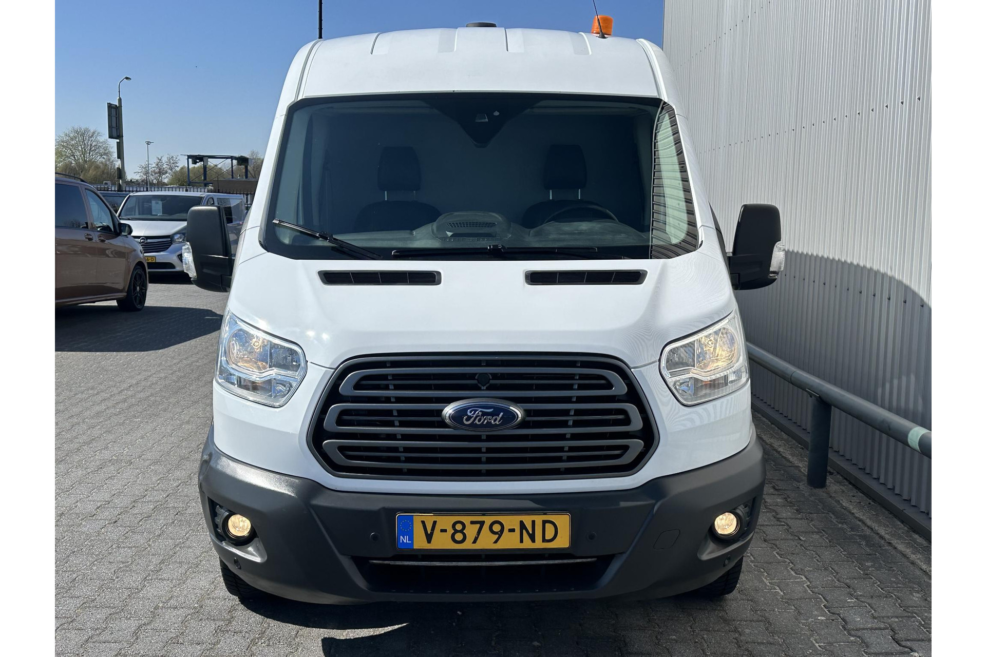 Ford Transit 350 2.0 TDCI L3H2*A/C*NAVI*HAAK*CRUISE*CAMERA*